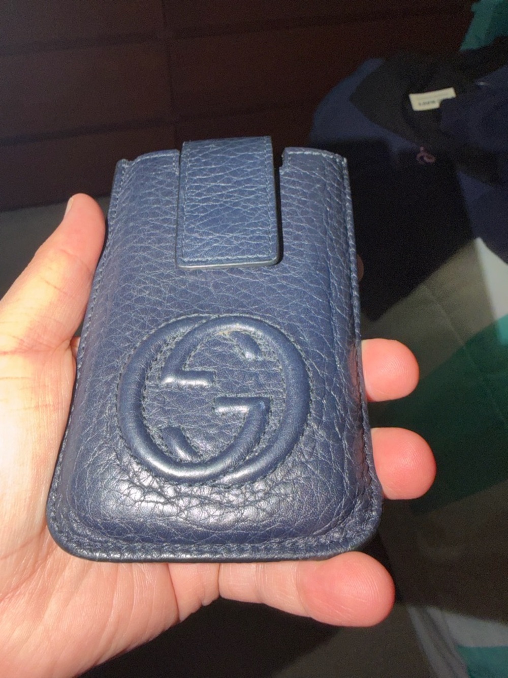Gucci Navy Pebbled Leather Phone Pouch with Embossed Logo